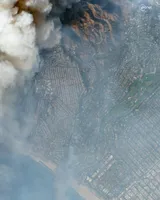 detail-2_palisades-fire_los-angeles-county-california-usa_20250108_222134_ssc10_rgb_flat_50cm_7680px_logo_geo.tif