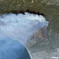 Wildfires in Los Angeles, USA highest resolution satellite image.jpg